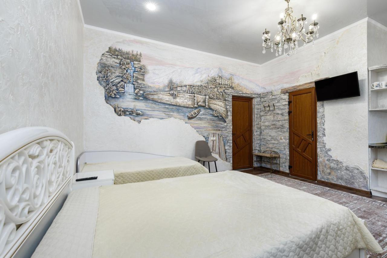 Апартаменти в Старому Місті Sweet House Каменец-Подольский Экстерьер фото