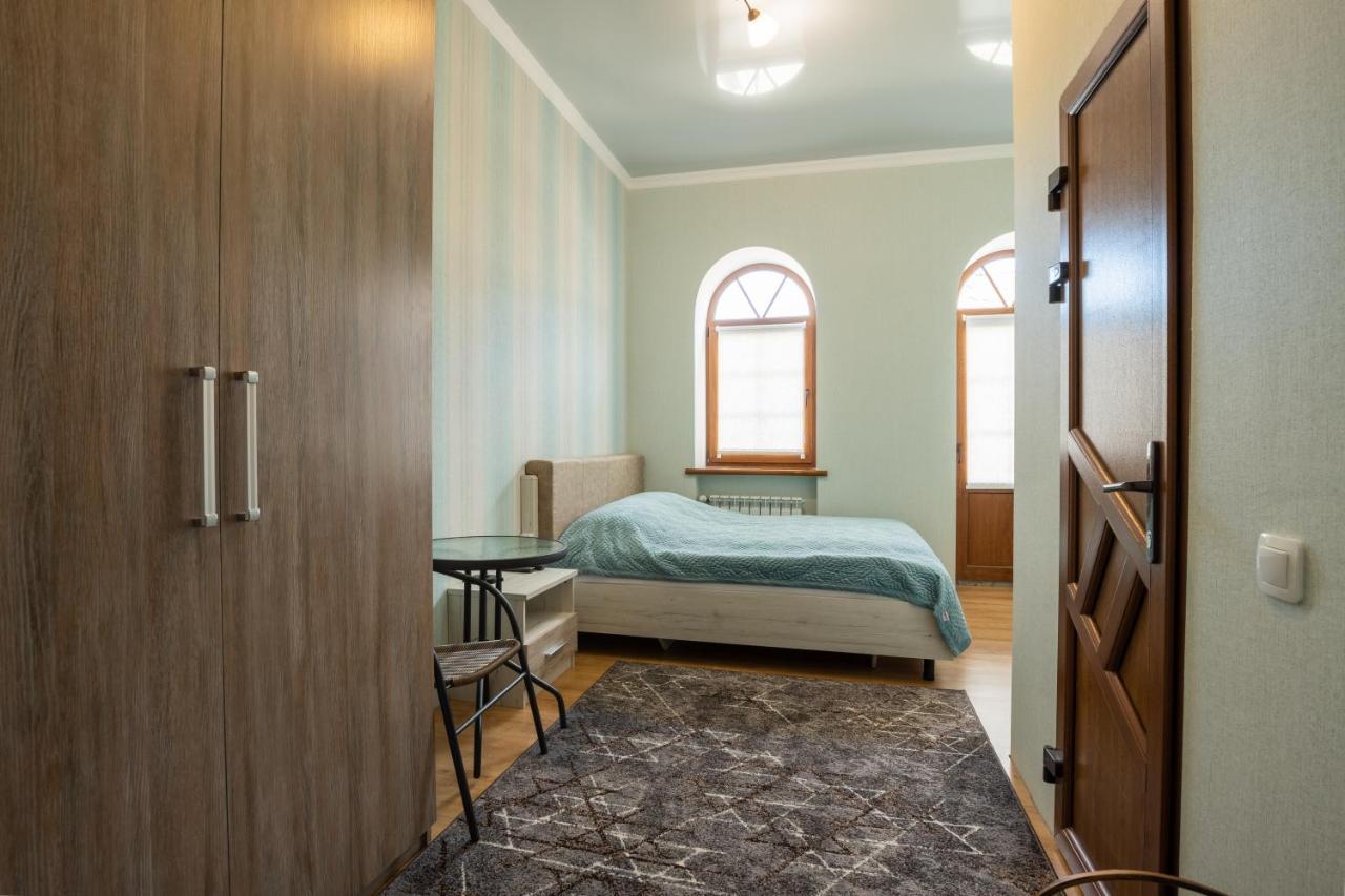 Апартаменти в Старому Місті Sweet House Каменец-Подольский Экстерьер фото