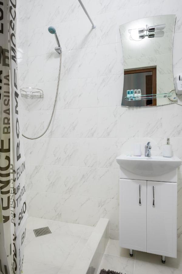 Апартаменти в Старому Місті Sweet House Каменец-Подольский Экстерьер фото